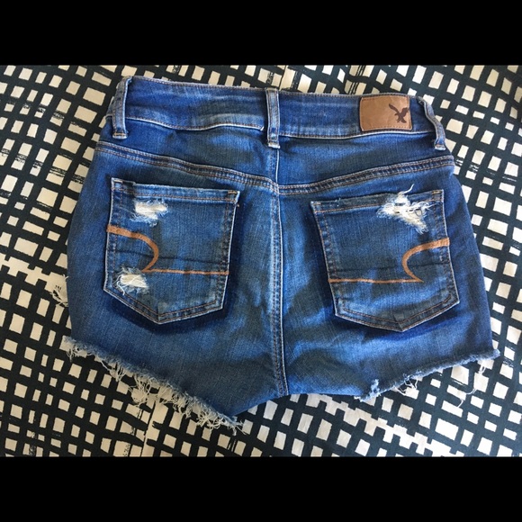American Eagle Hi-Rise Shortie - Picture 2 of 2